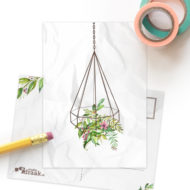 Postkaart 'Piekfijne plantjes' plantenhanger